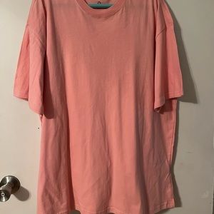 Pink t-shirt